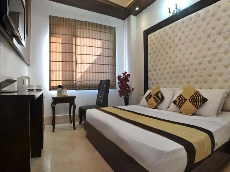 ***  Hotel Taksh Inn Delhi  Indien